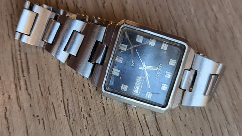 Vintage Seiko Automatic 5606-5110 Man 34 mm for parts