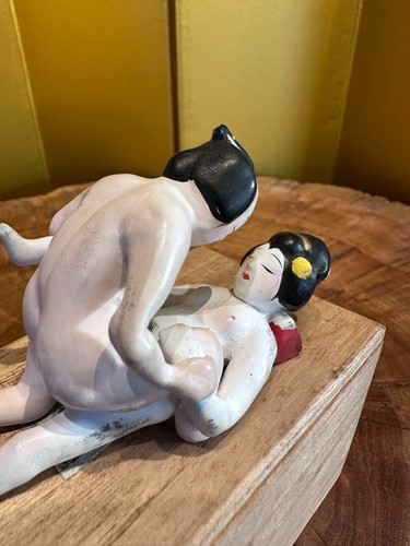 Estatua erótica japonesa hecha a mano Netsuke coleccionable arte Netuke Kinbaku con caja - Imagen 6 de 10
