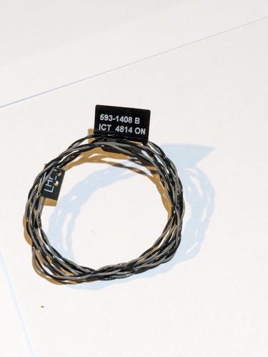4 różne kable do oryginalnego 27-calowego wyświetlacza Apple Thunderbolt A1407 - Zdjęcie 17 z 17