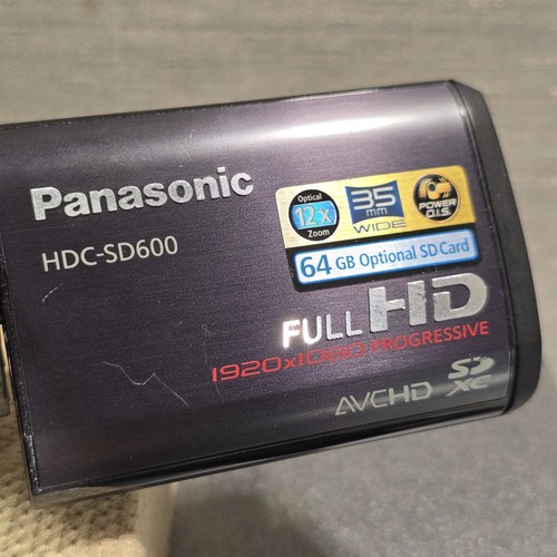 Panasonic HDC-SD600 Full HD Camcorder 3MOS Sensor, Black, - Picture 3 of 12