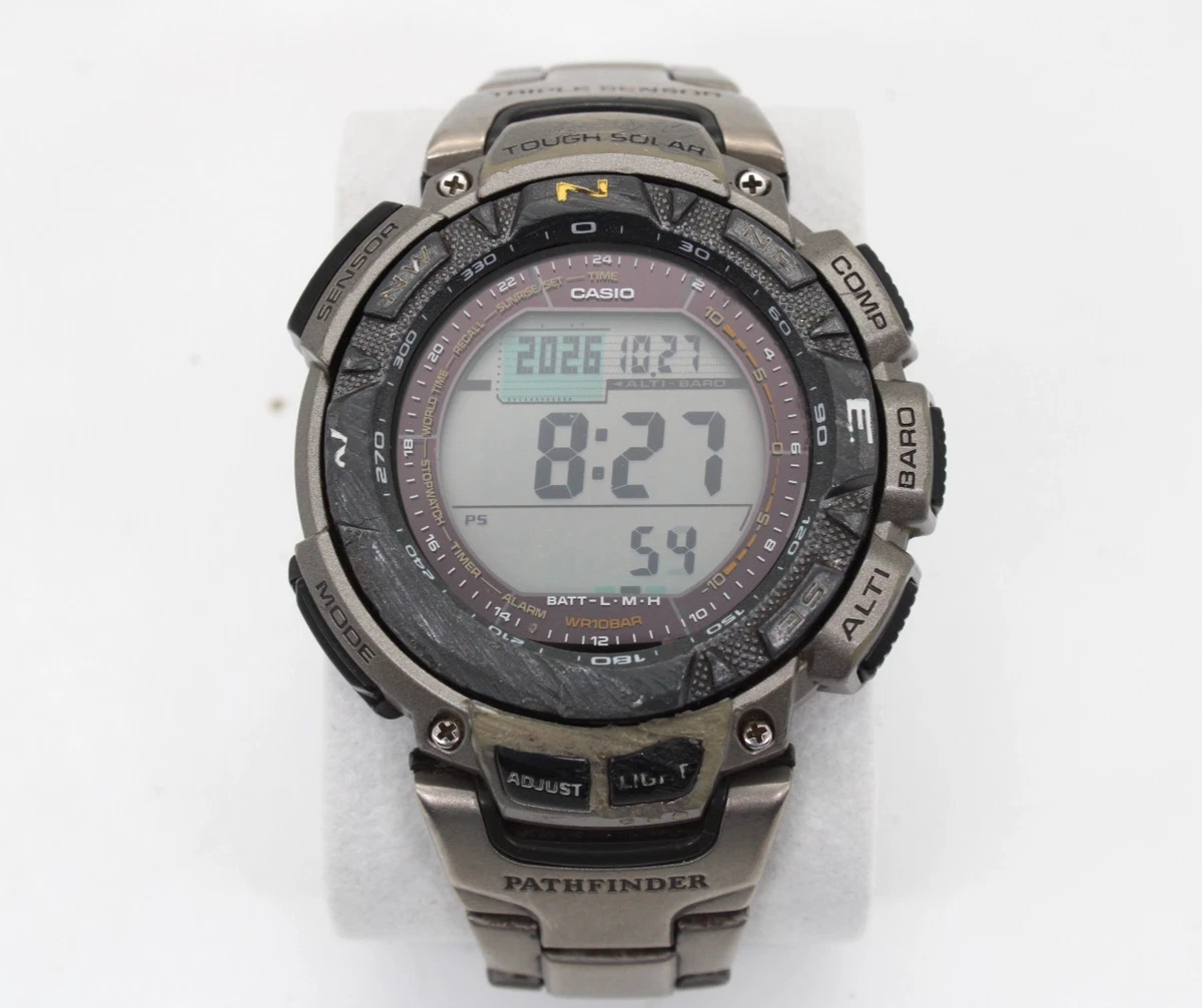 Casio Pathfinder PAG-240T Titanio Triple Sensor Resistente Solar Funciona Funciona Cargado