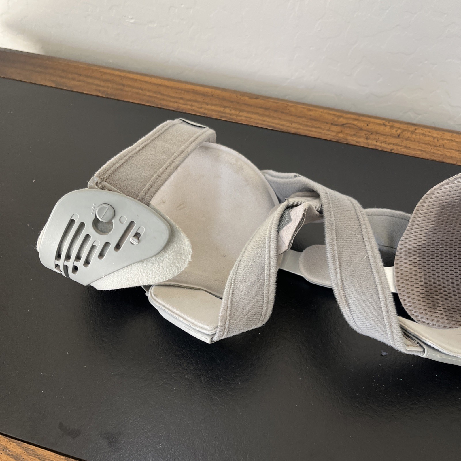 LEFT Ossur Unloader One Knee Brace Adult Size Small LM Left Medial