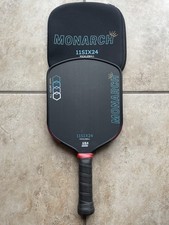 11six24 Monarch ALL COURT 14mm Pickleball Paddle avec couvercle
