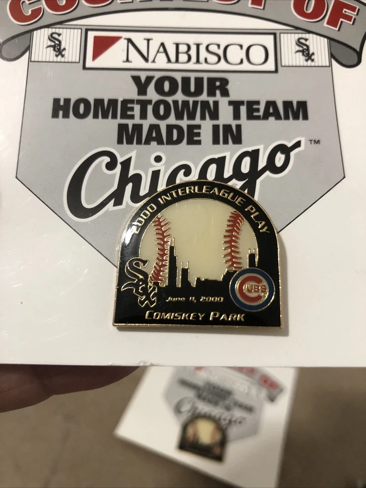 Chicago Nabisco White Sox & Cubs Comiskey  Host 2000 Inter league Game Pin Rare - Image 2 of 3
