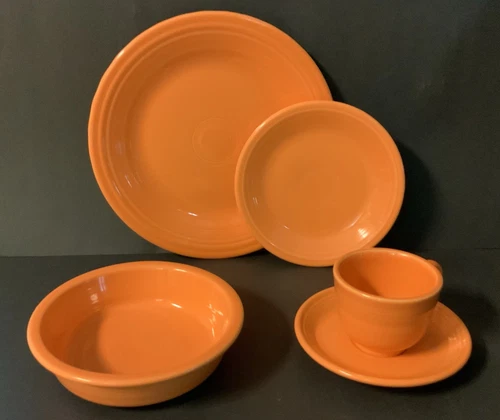 Fiesta Ware Homer Laughlin 5 Piece Tangerine Orange Place Setting