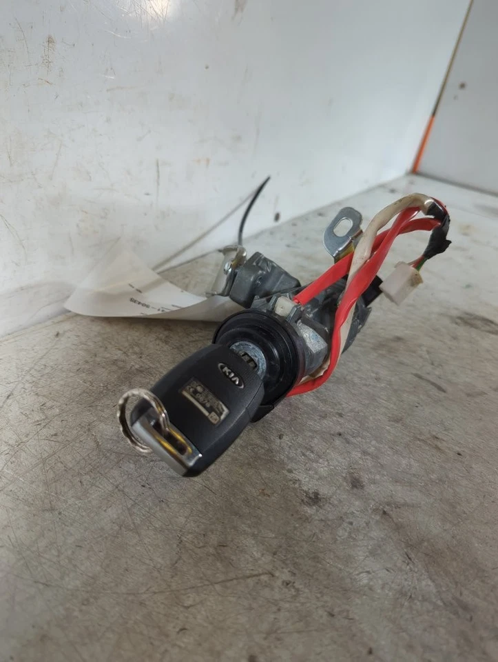 Kia Sportage 3 2010-2015 1685 Estate 5 Door Ignition Switch BARREL & KEY P41 — 第 2/4 张图片