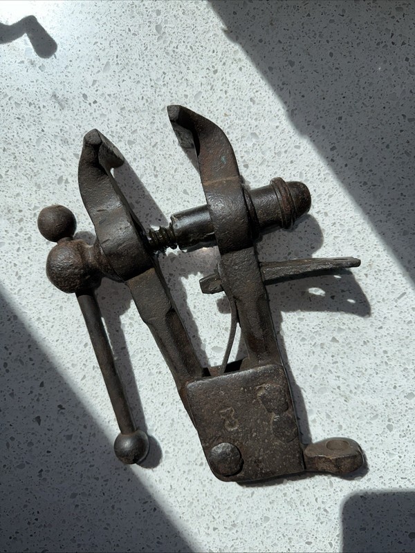 Early Antique Vintage Handmade Blacksmith’s Jewelers’ Watchmaker’s  Armorer’Vise