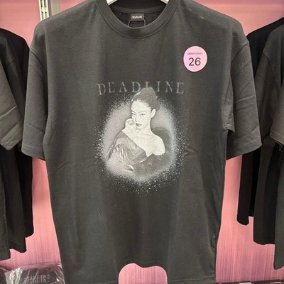 BLACKPINK　DEADLINE ジェニ　韓国限定　Tシャツ　ポップアップ NEW BLACKPINK JENNIE DEADLINE Official T-shirt XL+ ktown4u POB
