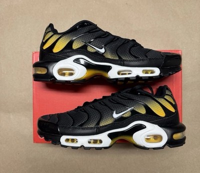 Nike Air Max Plus Black White University Gold 