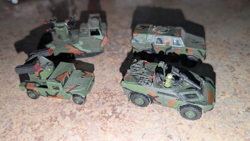 Rare Vintage Roco Minitanks 1/87 M-730 Armored Chaparral Humvee Dingo Fennek Lot