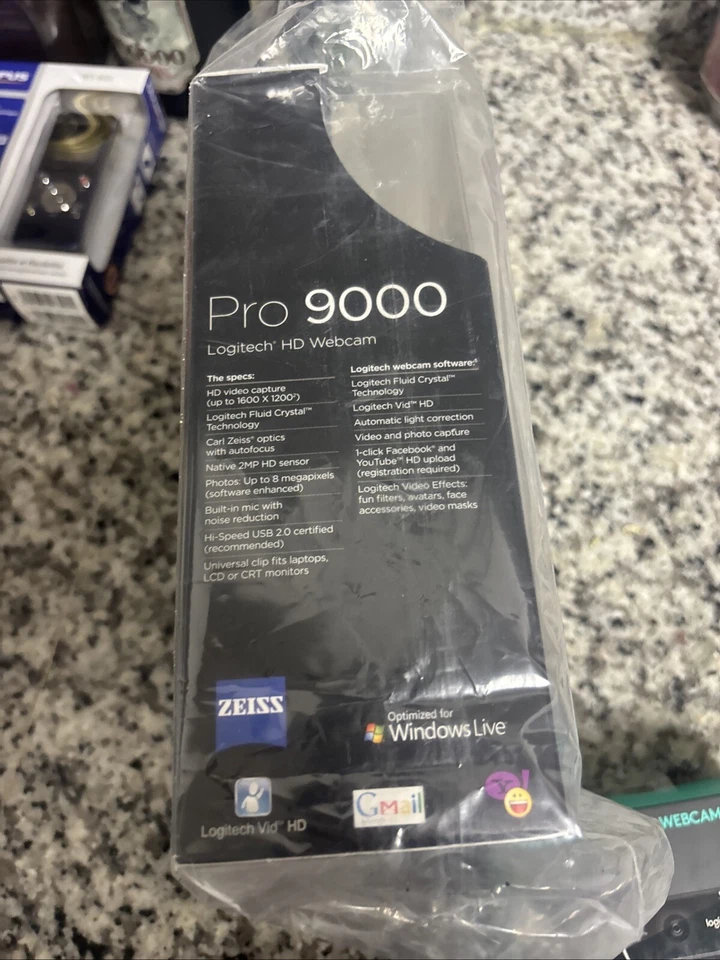 Logitech Webcam Pro 9000/720p/1600 x 1200 resolution/Autofocus/Microphone - Image 2 of 4
