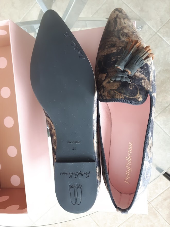 PRETTY BALLERINAS leather shoes (Spain), size 41 (US