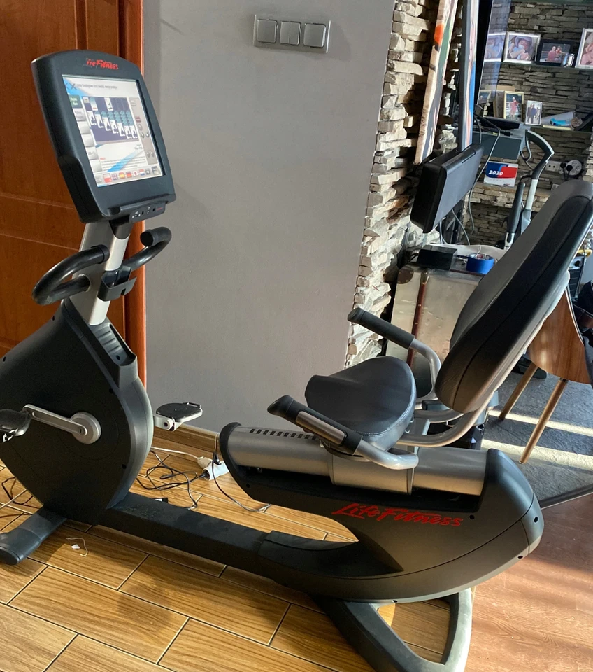 Life Fitness Elevation Engage 95R - Immagine 3 di 4