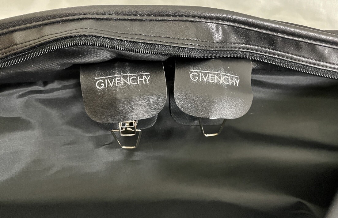 GIVENCHY, Des'd FRANCE, KINGPORT, Korea”, 2” zip exp, black GIVENCHY, Des'd FRANCE, KINGPORT, Korea”, 2” zip exp, black