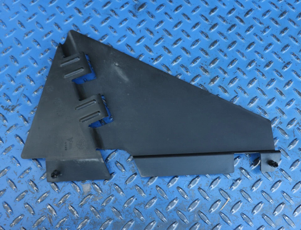 Chevrolet Corvette C4 1991-1996 cubierta de bote de carbón panel protector 10105360 Foto 2 de 4