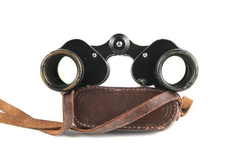 Soviet Field binoculars BINOCULARS B8 x 30 KOMZ Hammer and sickle Made in USSR - Picture 2 of 11