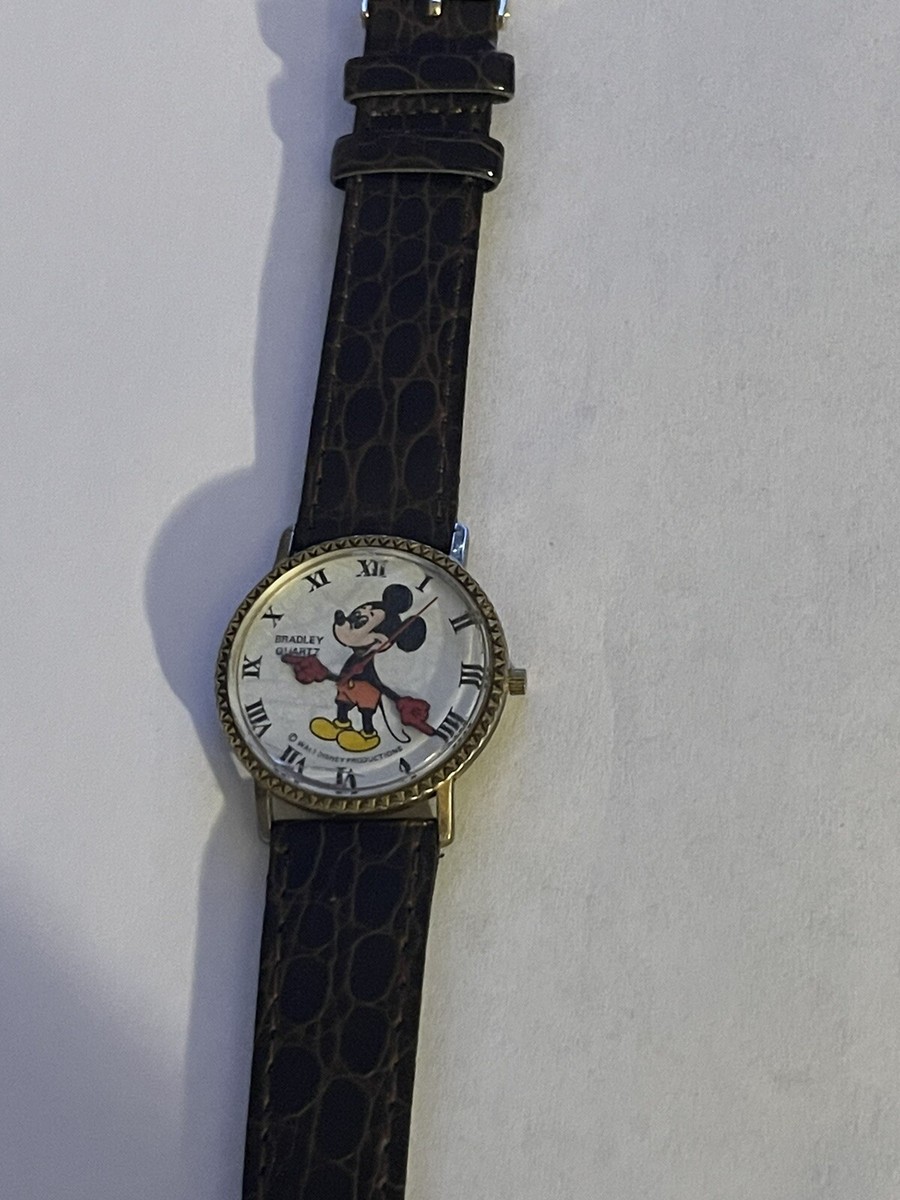 The　ウォルト・ディズニーCompany　プルート　Watch Mickey Mouse and Pluto Watch by Citizen | Disney Store