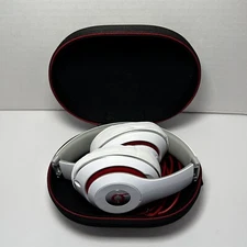 Beats Studio (1st Gen)Wired Headphones with Case. Works. See Description