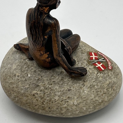 VINTAGE BRONZE MEERJUNGFRAU SITZEND AUF EINEM FELSEN DÄNEMARK KOPENHAVN - Bild 6 von 10