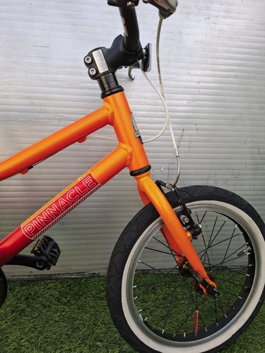 Pinnacle Koto hybrid 16" Wheels Kids Bike - Picture 3 of 14