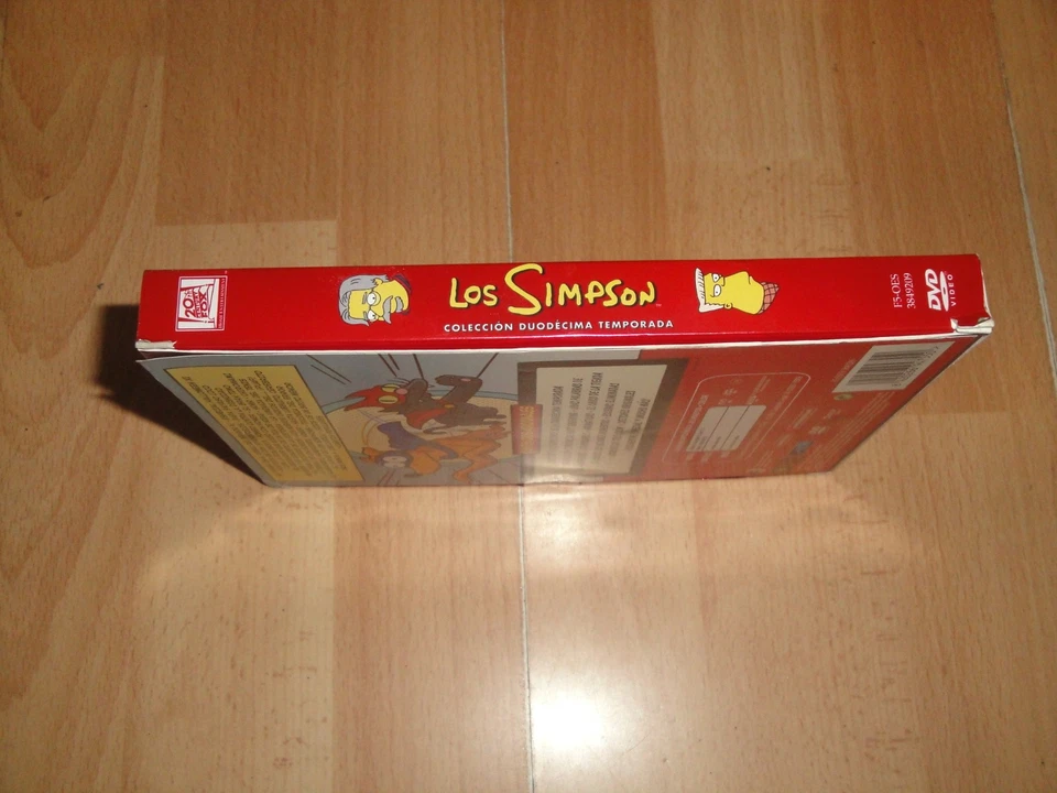 LOS SIMPSON 12ª DUODECIMA TEMPORADA EDICION COLECCIONISTA EN DVD BUEN ESTADO - Imagen 3 de 4