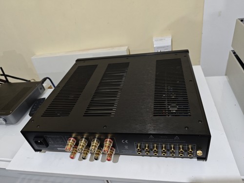 Unison Research Unico Primo Phono Valve Hybrid Integrated Amplifier Mint Boxed - Picture 7 of 16