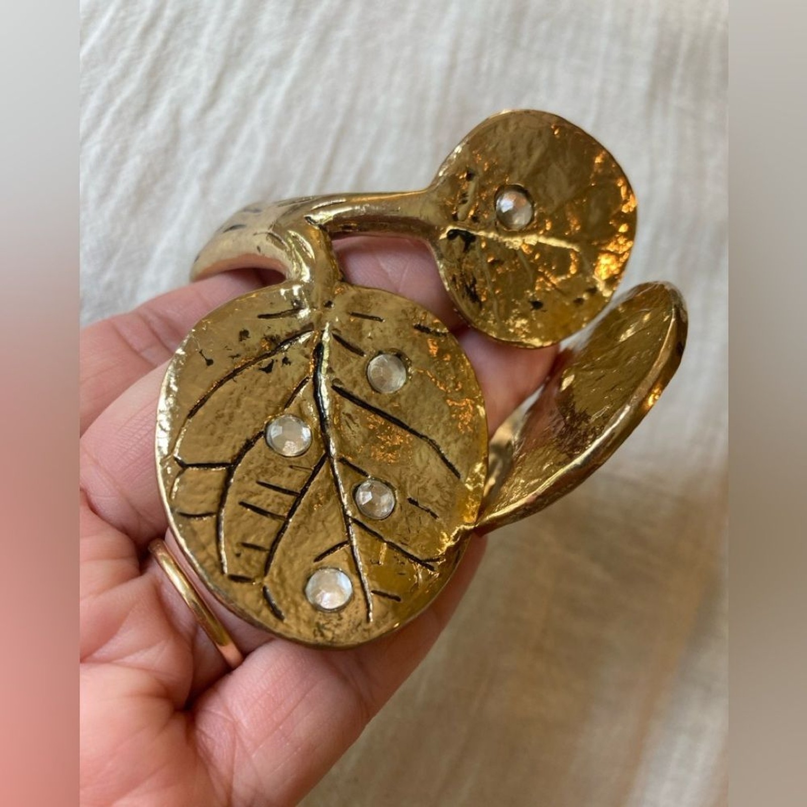 Chunky Statement Leaves Hinged Bangle Bracelet - image 4