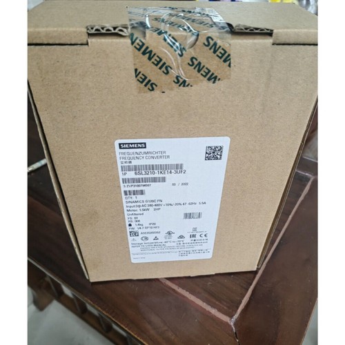 New Siemens 6SL3 210-1KE14-3UF2 6SL3210-1KE14-3UF2 G120C Compact Converters - Picture 5 of 6