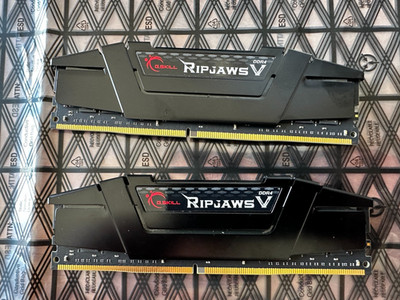 G.SKILL Ripjaws V Series 32GB (2x 16GB) DDR4-3200 RAM  Arbeitspeicher - Top!