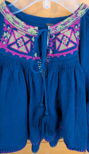 Blusa Campesina Free People Cherry Bomb Corta Bordada Talla XS - Imagen 10 de 10