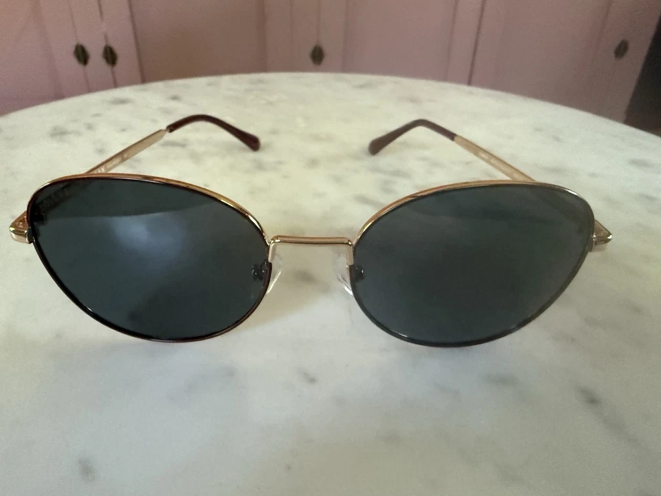 Gafas de sol redondas polarizadas Cole Haan CH9029 doradas borgoña 54/18/145 con estuche blando Foto 2 de 4