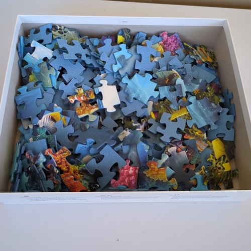 Ravensburger - Life Underwater Jigsaw Puzzle 300pc Large Format. Open Box - Picture 5 of 5