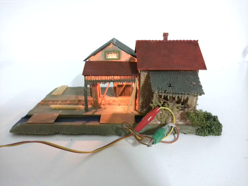 Faller H0 B-230 aserradero - luz - construido - sin embalaje original #11336 | Zustand: Gebraucht