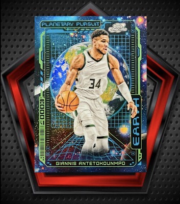 Giannis Antetokounmpo *Earth* 2023-24 Topps Cosmic Planetary