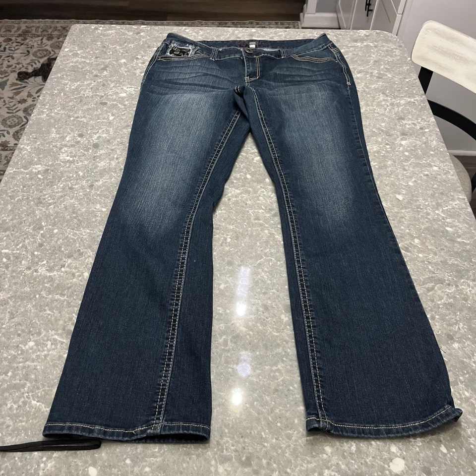 Jeans Ariya Bootcut para mujer 16maui azul desteñido denim elástico oscuro punto grueso Foto 2 de 4