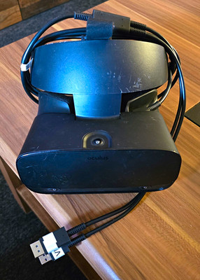 Oculus Rift S VR-Headset Schwarz für PC & Konsole mit USB 3.0/DisplayPort