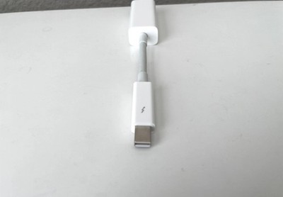 Apple A1463 Thunderbolt 2 to FireWire 800 Adapter - MD464LL/A EMC2591