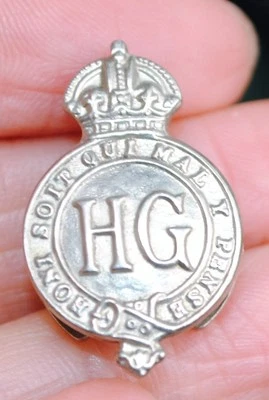 Home Guard lapel badge round type silver colour - Image 1 of 2