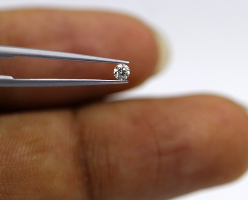 Certified 0.06 Ct Round Brilliant Cut 100% Natural Loose Diamond G/VVS1 Grade - Picture 6 of 11
