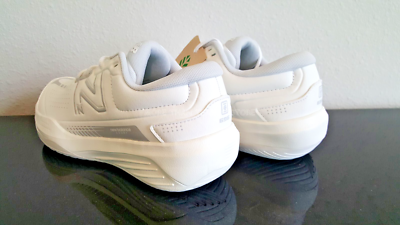 New Balance Women's 696v5 White Tennis Pickleball Shoes WCH696W5