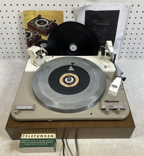 Vintage Garrard Type A 4-Speed Automatic Turntable Record Player NEAR MINT COND!