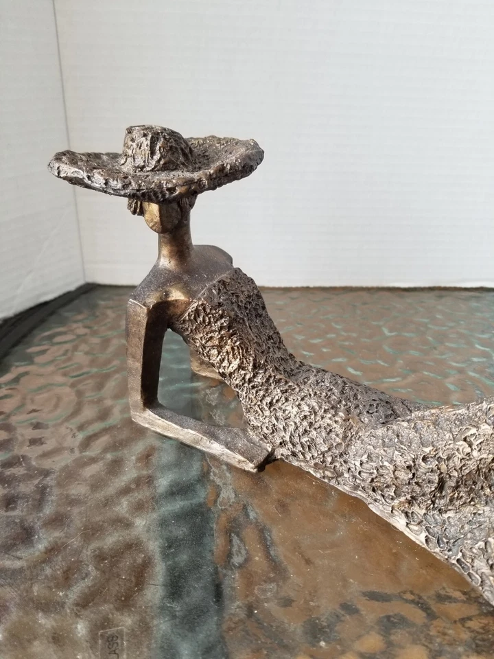 Vintage Summer Days Relaxng Woman Table Sculptura From Uttermost Modern Art. - Image 2 of 4
