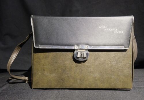 Vintage Automatic Polaroid Land Camera 320 with Case, Flash & Flashbulbs - Picture 3 of 13