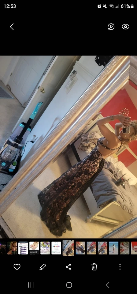 Gown Silk Lace  - Image 4 of 4