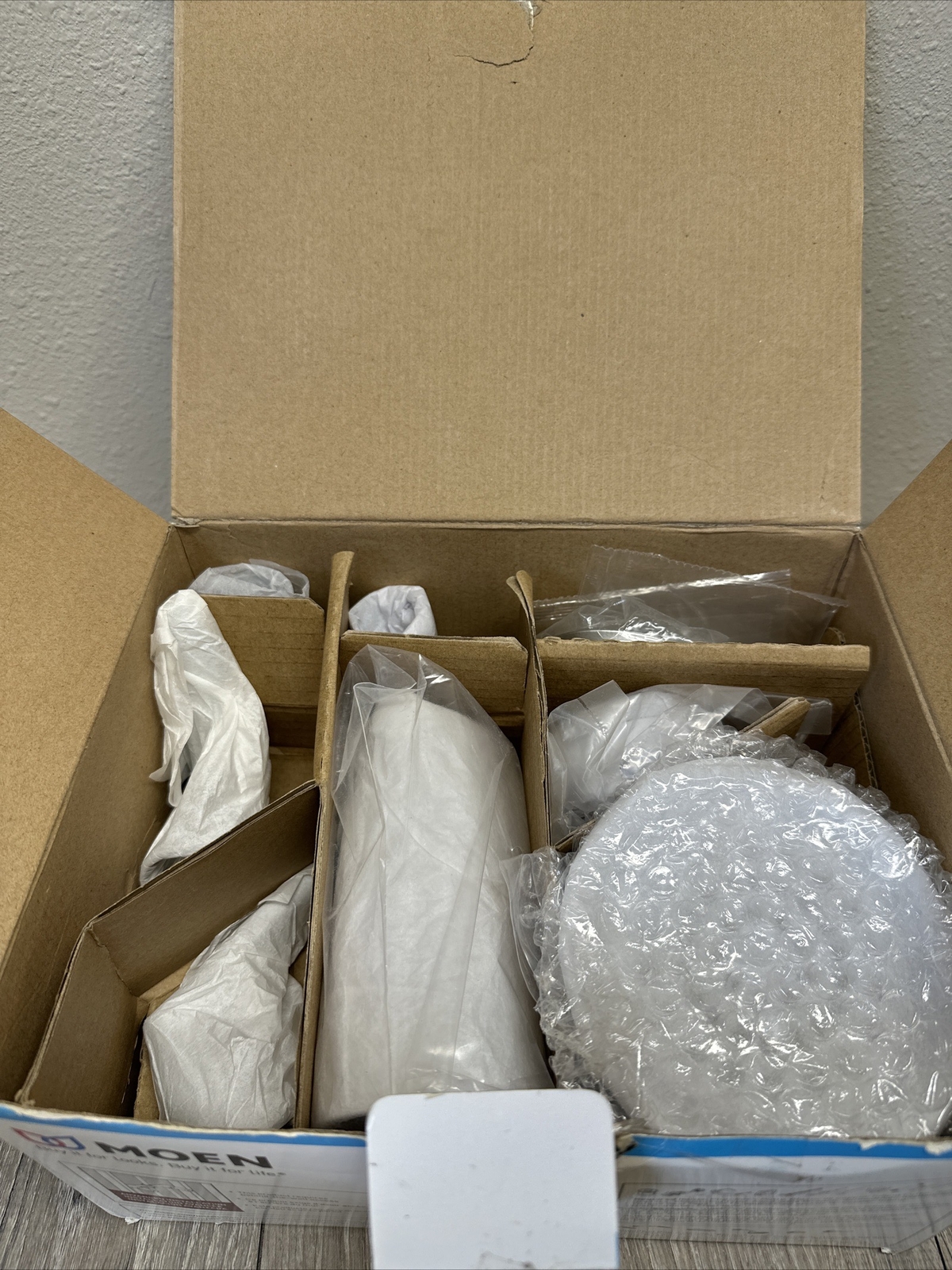 Moen Adler 82602 Two Handle Chrome 1Spray Tub & Shower Faucet w/Valve