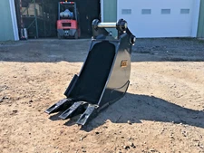 14" Excavator Bucket for Cat 308 and similar sized machines