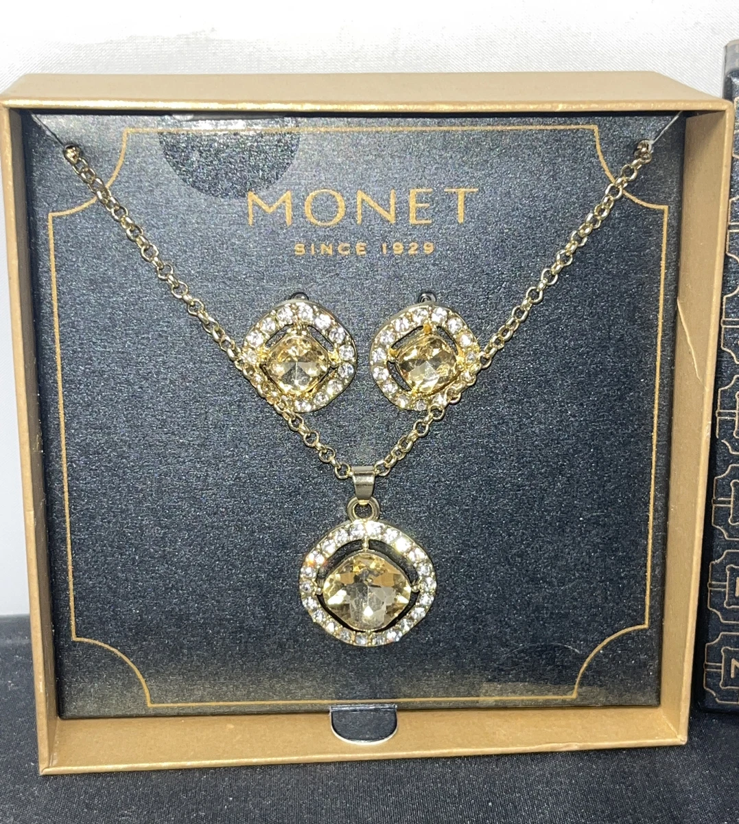 7+ Necklace In Box