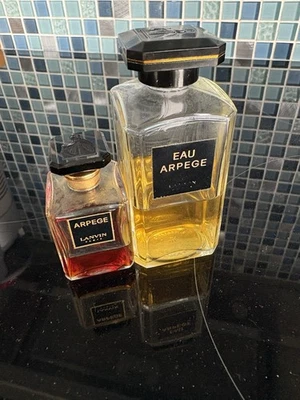 Anciens Flacons Arpège de Lanvin - Photo 1/4