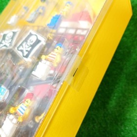 LEGO 6285 Black Seas Barracuda 1989 Pirates Set 23x19x4in Internal Bags Sealed