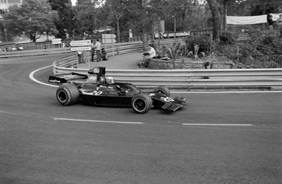 George Follmer Shadow DN1 Ford Spanish GP at Montju�c April 29 197- Old Photo 3